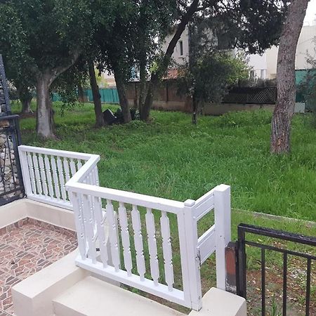 Lovely 2 Bedrooms In The Tourist Area In Paphos . Bagian luar foto